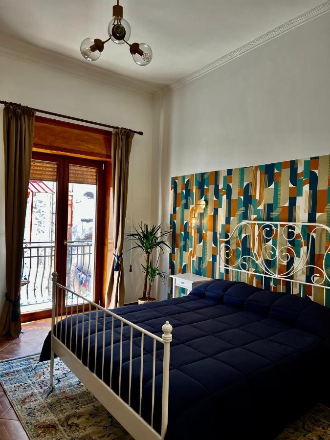 Appartamento Nel Cuore Di Napoli - Apartment In The Heart Of Неаполь Экстерьер фото
