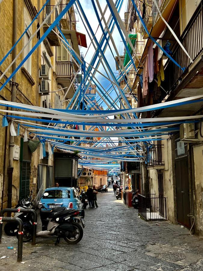 Appartamento Nel Cuore Di Napoli - Apartment In The Heart Of Неаполь Экстерьер фото